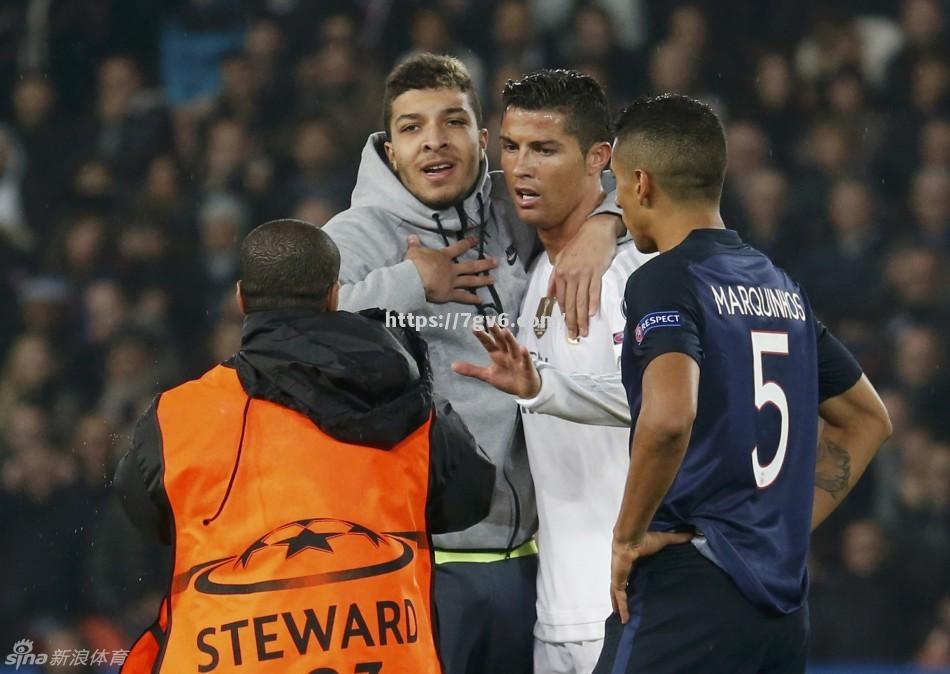 法甲联赛巴黎圣日耳曼击败里尔夺得本赛季冠军,内马尔梅开二度助攻关键 法甲联赛巴黎圣日耳曼击败里尔夺得本赛季冠军,内马尔梅开二度助攻关键