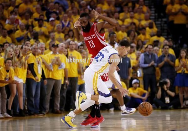 勇士vs火箭:历史恩怨再次对决,库里vs哈登谁能笑到最后? 勇士vs火箭:历史恩怨再次对决,库里vs哈登谁能笑到最后?