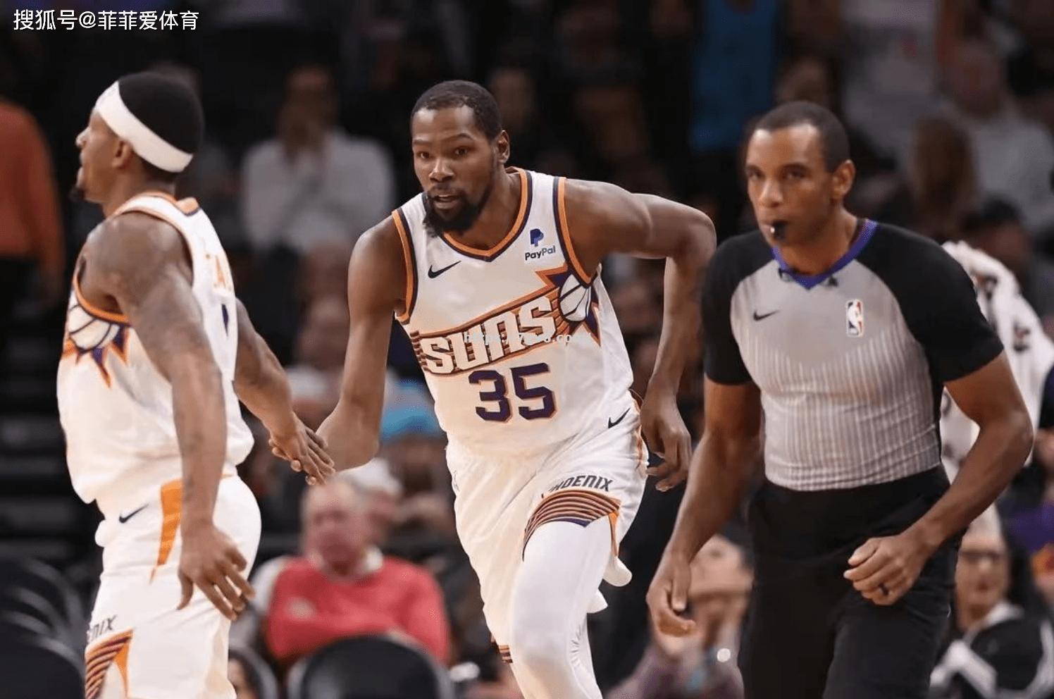 南宫娱乐-爵士险胜篮网，米切尔拿下全场最高34分