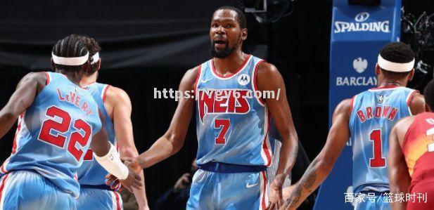 南宫娱乐-尼克斯横扫篮网，兰德尔砍下30分