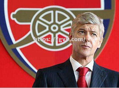 华尔夫丁CEO：英超将逐步恢复球迷入场观赛