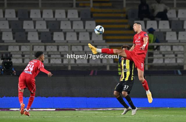 南宫娱乐-沃特福德主场告捷，连续两轮取胜积分榜逐渐爬升