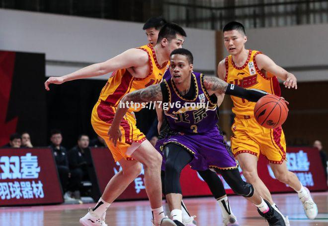 北京男篮新援表现出色，冲击季后赛资格
