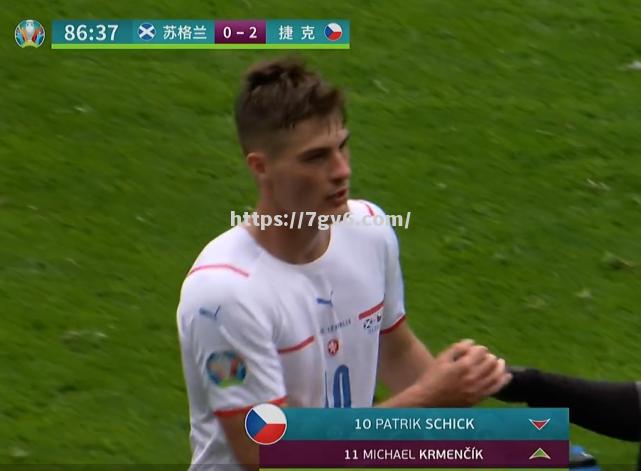 捷克跳水好手绝杀夺冠,赢得掌声 捷克跳水好手绝杀夺冠,赢得掌声