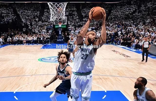 独行侠突破破局，霍洛威展现王牌本色率队创造历史