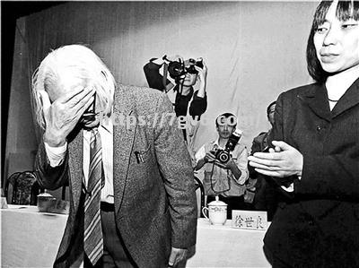 队长老将领衔虐杀对手勇夺胜利