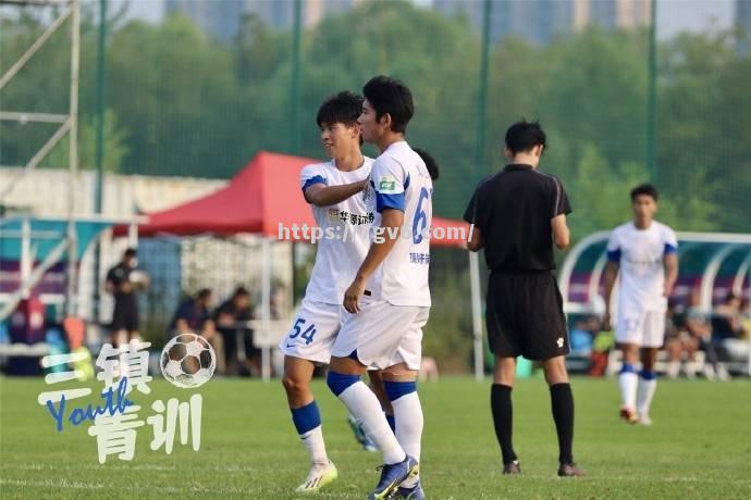 南宫娱乐-泰州远大主场大胜重庆力帆，积分榜上升至第六