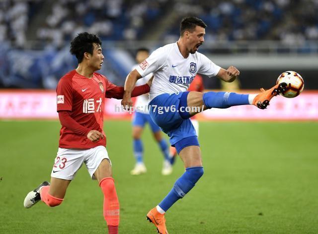 南宫娱乐-广州富力主场告捷，继续在中游位置徘徊