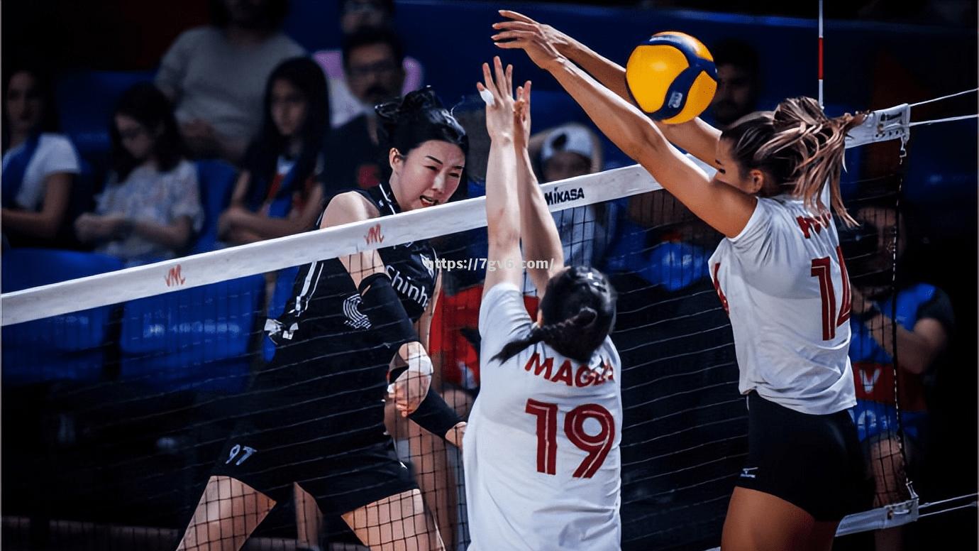 加拿大姑娘赢得本赛季首场胜利