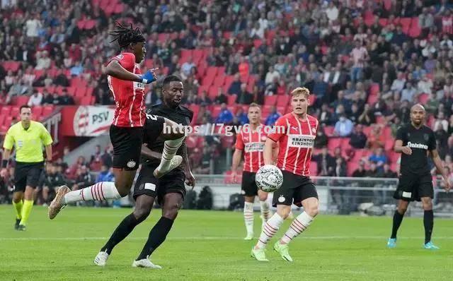 南宫娱乐-尤文图斯祭出激进战术，欧冠趋势微妙