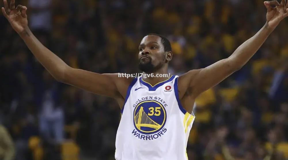 南宫娱乐-狂扣秀：杜兰特助勇士击败雷霆