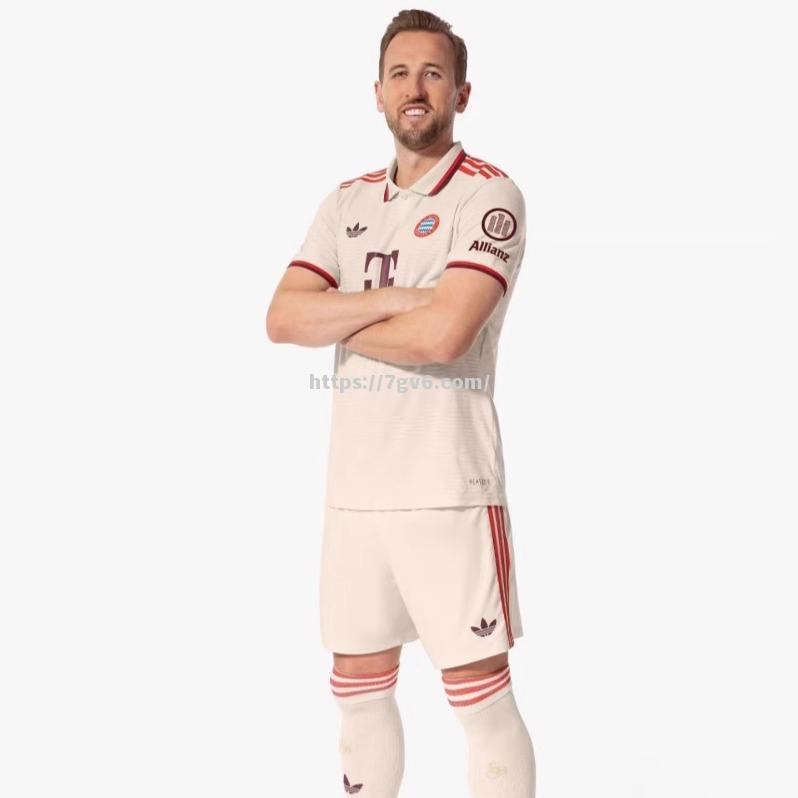 南宫娱乐-拜仁慕尼黑球员互动频繁，球队团结一心