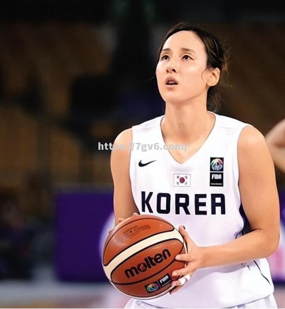 大学生篮球明星个个风光，为校园体育提升带来新希望