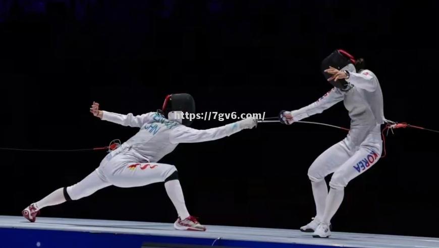 南宫娱乐-中国击剑队获得历史性胜利，夺金领先