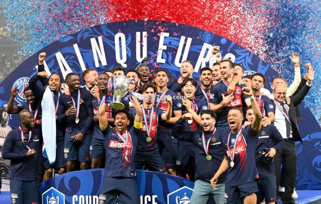 巴黎圣日耳曼与里昂战平，保持不败纪录不动