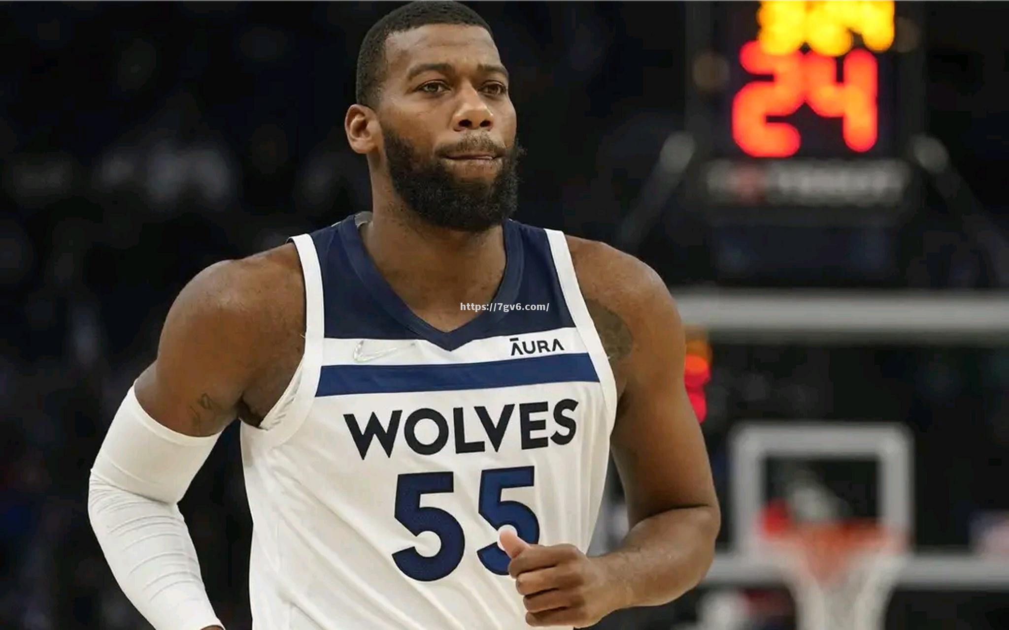 南宫娱乐-重伤门罗的当日仍顶着掩护制胜球术：因自己的球员表现，活塞队失利增加