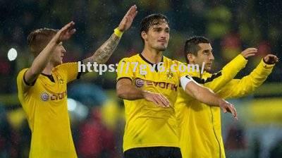 南宫娱乐-莱比锡红牛中场受伤退赛，影响球队发挥