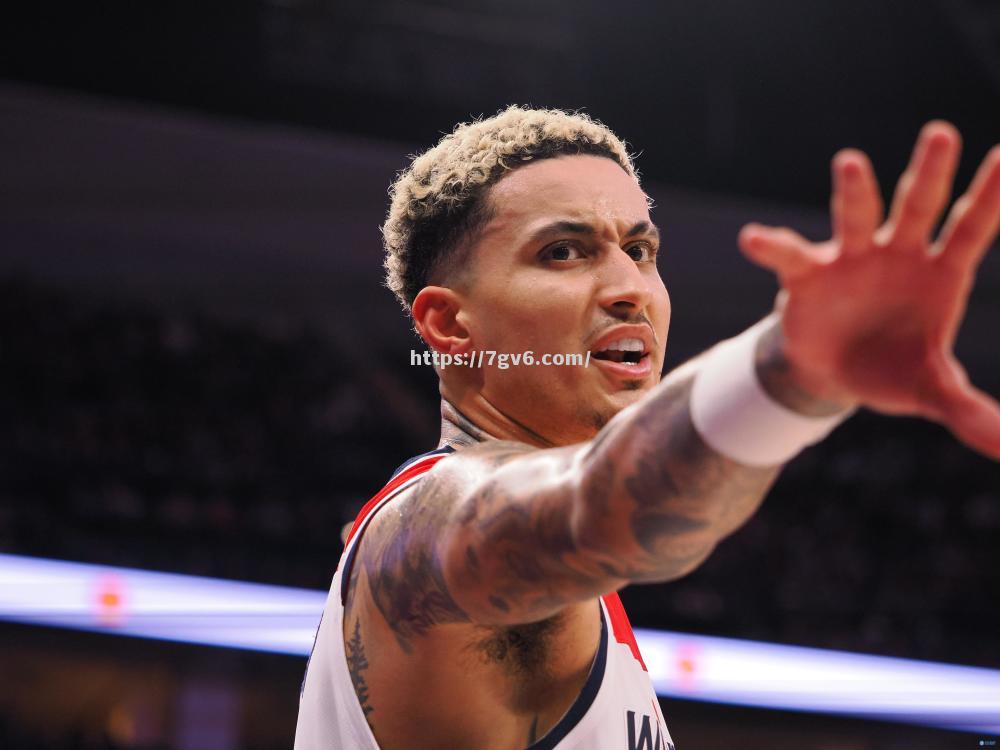 勇士遭尼克斯绝杀,库兹马一夜爆发战功显赫 勇士遭尼克斯绝杀,库兹马一夜爆发战功显赫